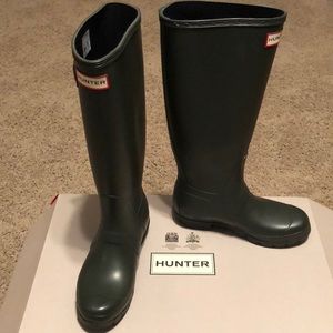 Hunter rain boots